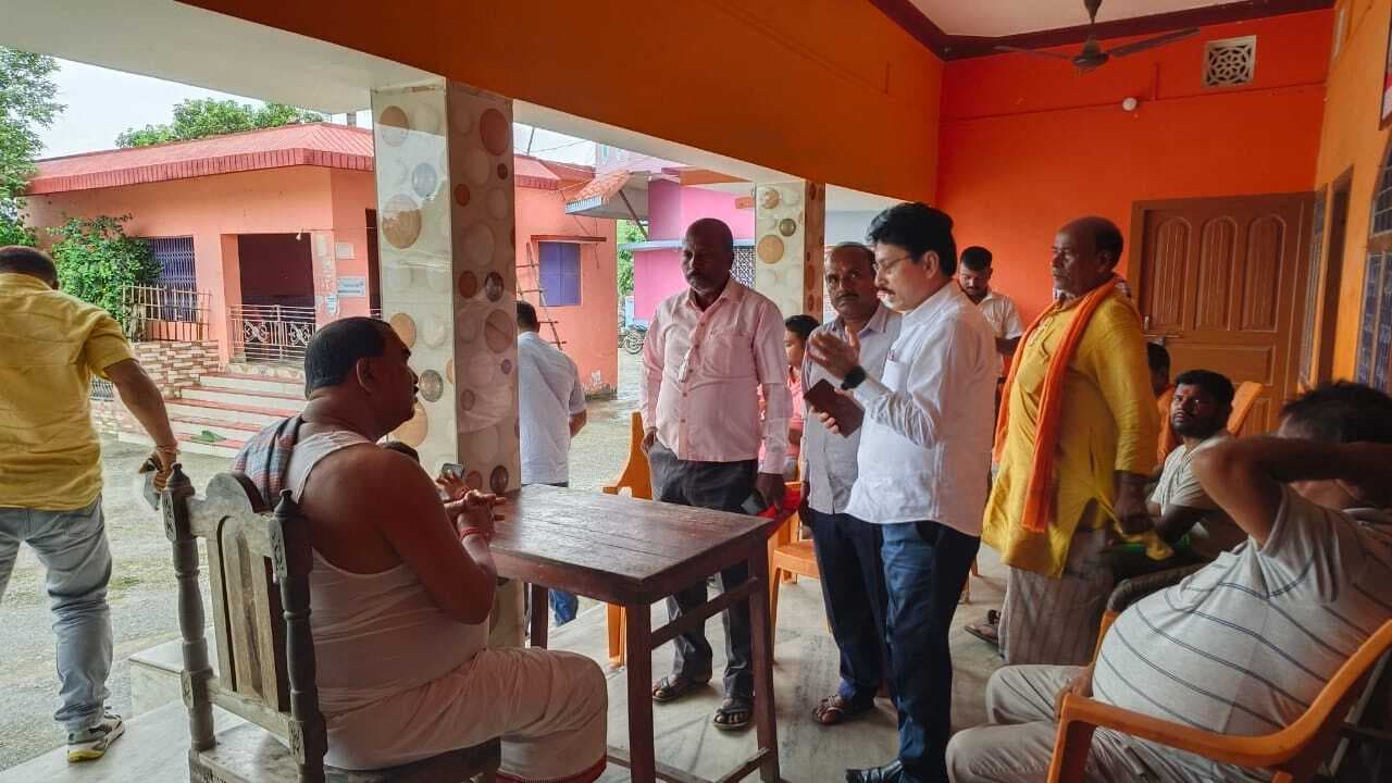 चौकीदार-दफादार संघ ने मंत्री को सौंपा ज्ञापन