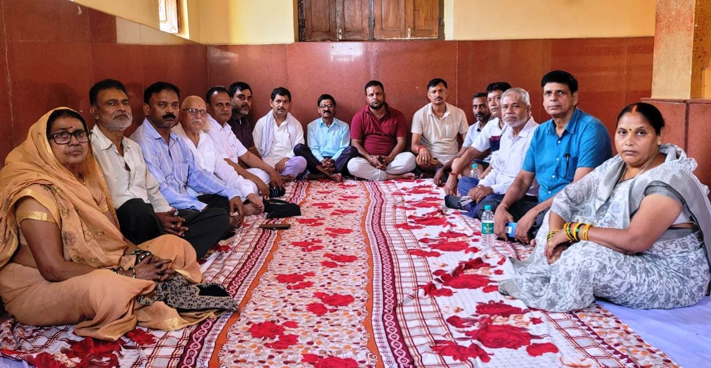 तुलसी जयंती समारोह की तैयारी शुरू, सतबहिनी मंदिर की लाइटिंग व पेंटिंग कराने का निर्णय