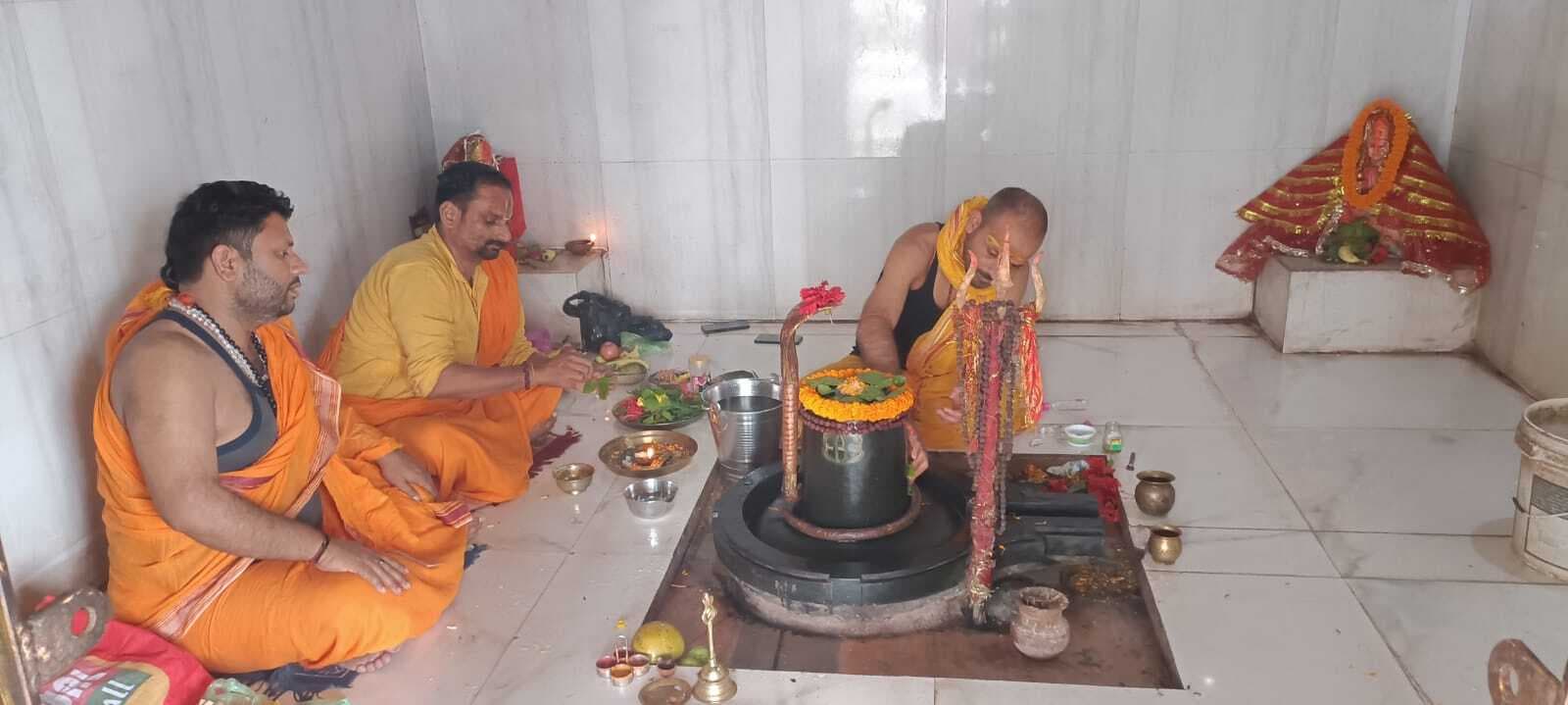 श्रावण में भगवान शिव भक्तों पर बरसाते हैं विशेष कृपा