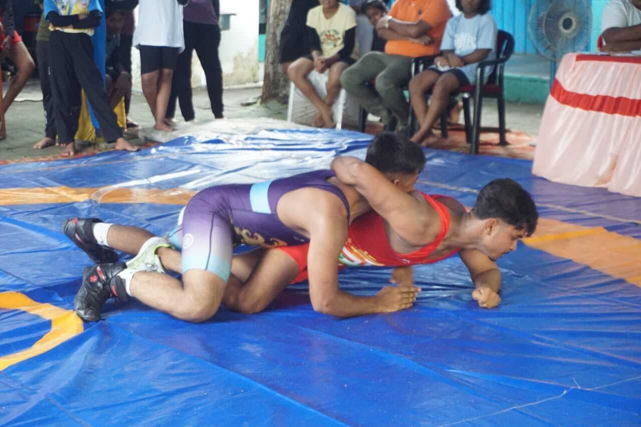 Dhanbad News: बालक वर्ग में डीएवी सिंदरी व बालिका में कोयला नगर विजेता