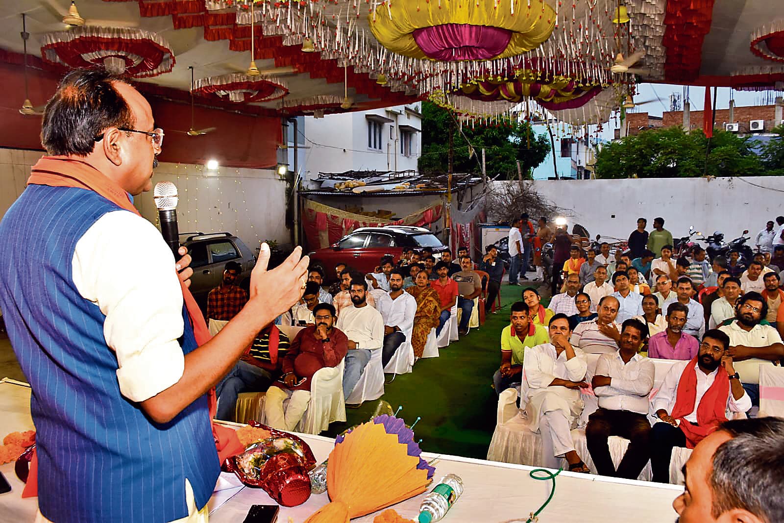 Patna News : राजीवनगर में मकान अगले महीने तक हो जायेंगे नियमित : डॉ संजीव चौरसिया