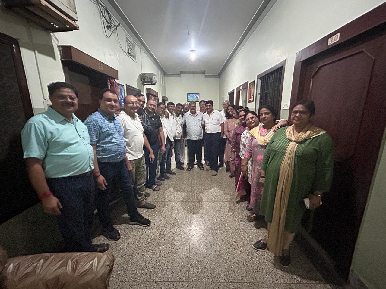 Motihari: लायंस क्लब की हुई मासिक बैठक