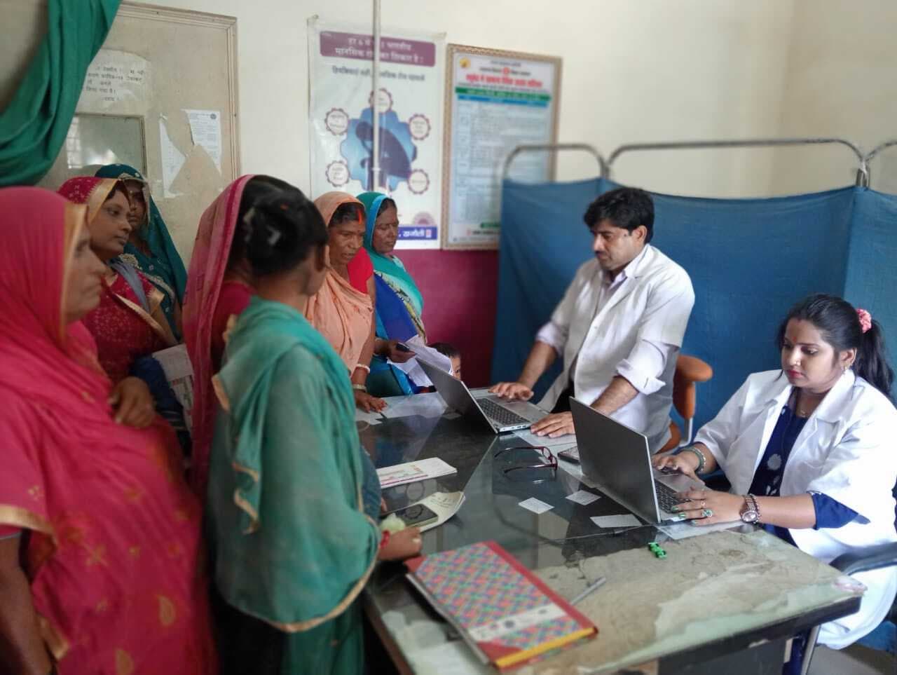 शिविर में प्रसव पूर्व एक सौ महिलाओं ने कराई एएनसी जांच