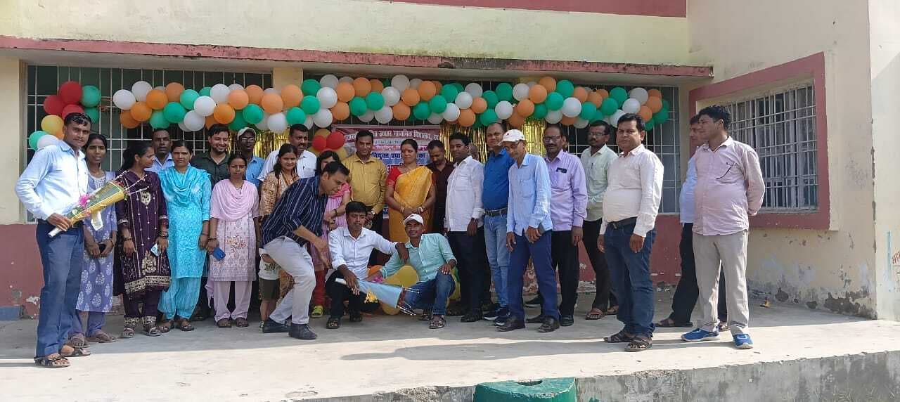 Samastipur News:माध्यमिक विद्यालय खम्हार एचएम ने किया योगदान
