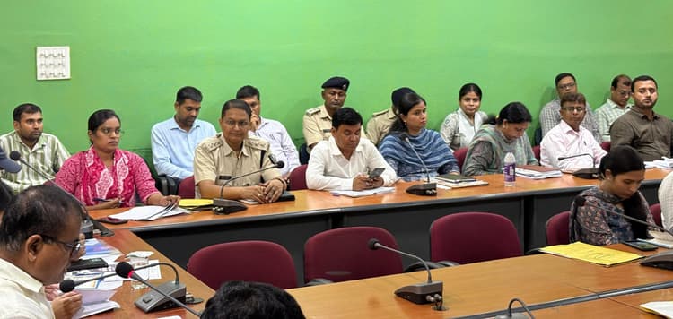 सोन व पुनपुन में जलस्तर बढ़ने पर अलर्ट, बाढ़ पूर्व तैयारियां करें पूर्ण