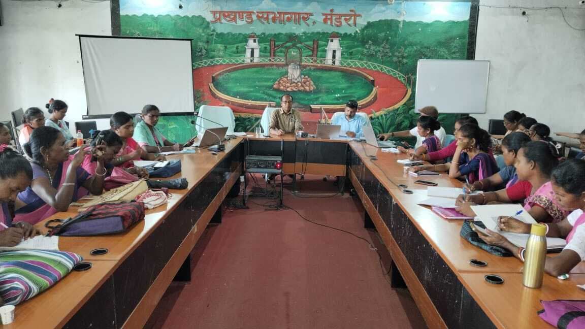 पोषण ट्रैकर एप और आधार लिंकिंग पर मिली अहम जानकारी