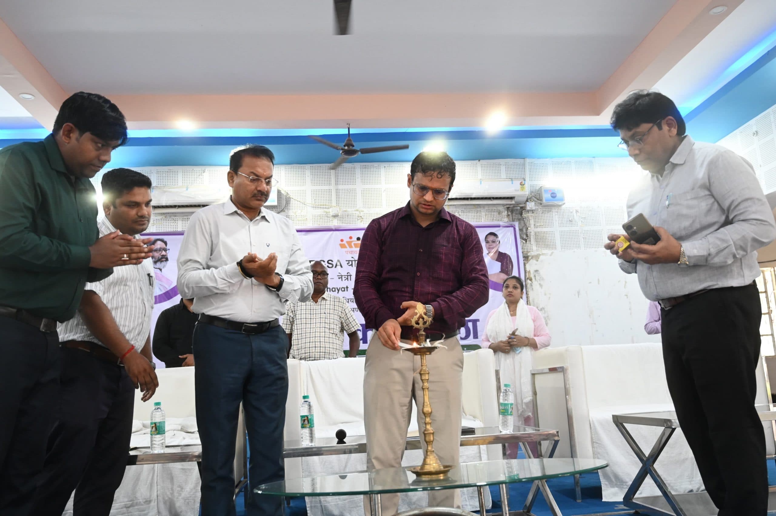 सशक्त पंचायत के लिए महिला जनप्रतिनिधि को नेतृत्व करने की जरूरत : डीसी