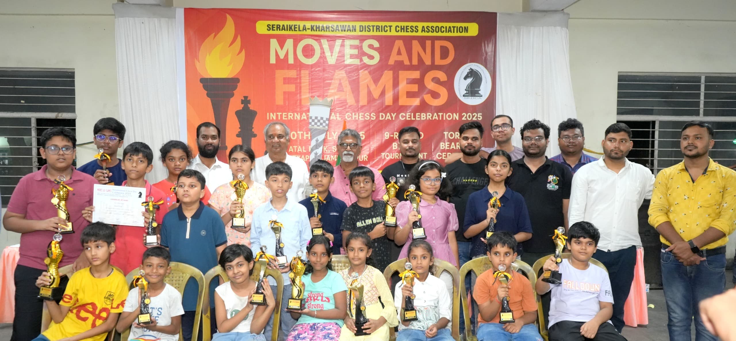 rapid chess tournamnent at adityapur:  मनदीप मुखी विजेता व रोहन बने उपविजेता