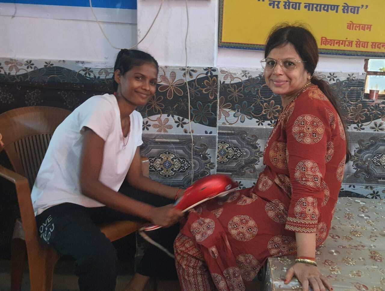 कांवर यात्रा में शुद्धि-जल के छिड़काव से संपूर्ण कांवरिया पथ हुआ पवित्र