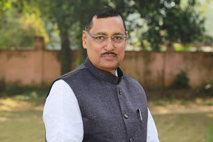 राजनीतिकरण के कारण कोयला ढुलाई है बाधित  : पूर्व स्पीकर शशांक शेखर भोक्ता