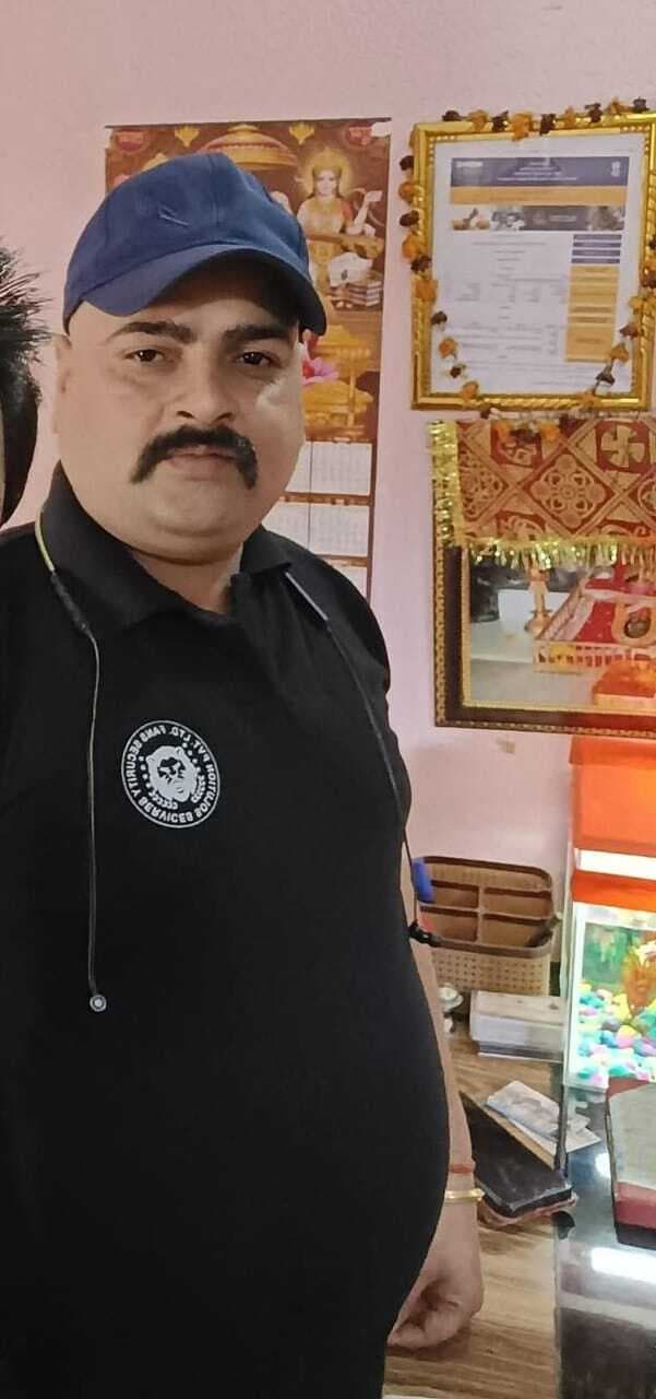 जमीन िववाद में सिक्युरिटी एजेंसी मालिक की गोली मारकर हत्या