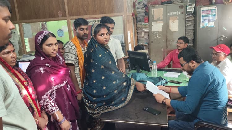 सहुरिया उप मुखिया पर वार्ड सदस्य हस्ताक्षर में फर्जीवाड़ा का लगाया आरोप