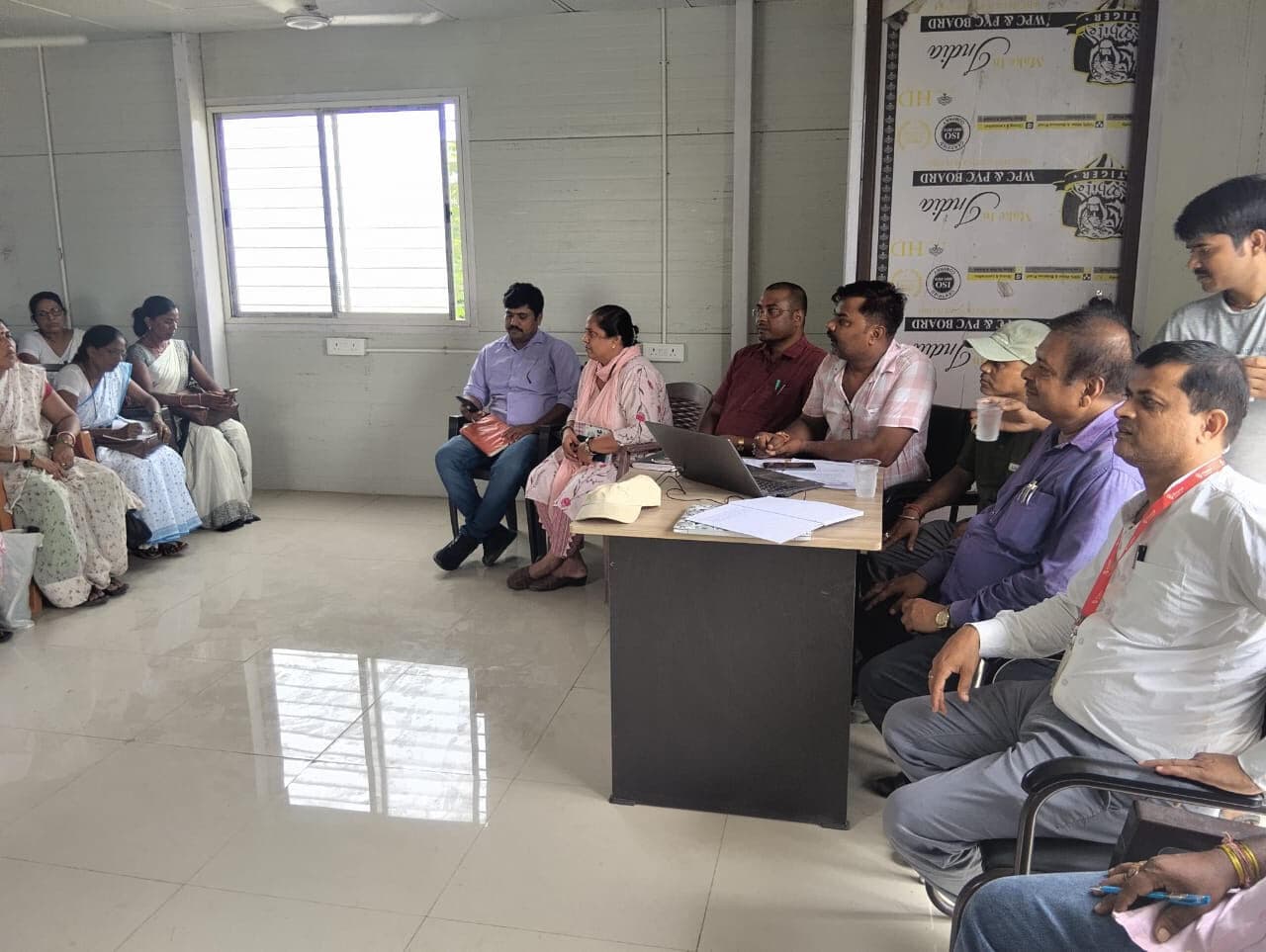 Samastipur News:एएनएम व आशा फैसिलिटी के साथ हुई समीक्षा बैठक