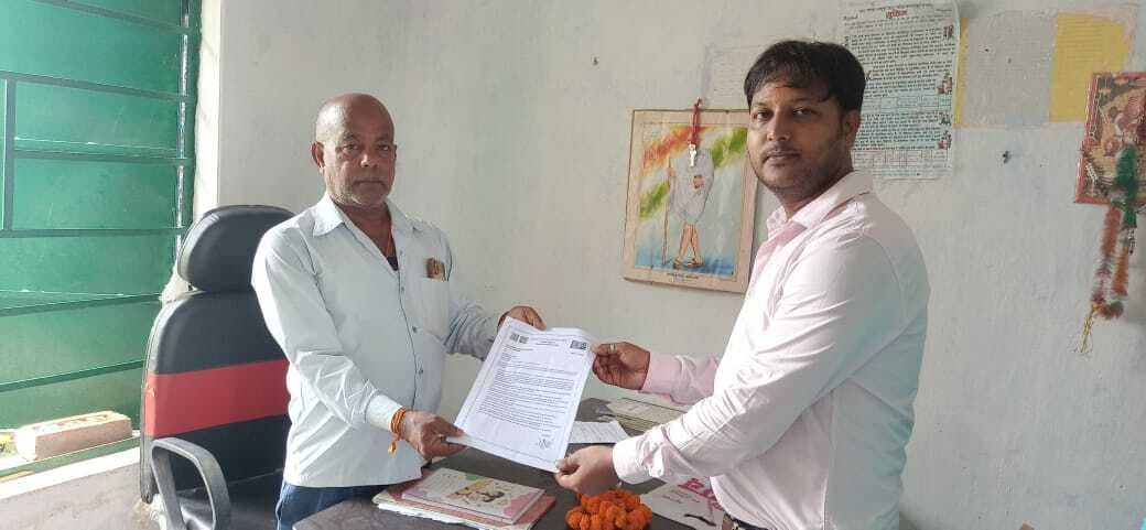 विभिन्न प्राथमिक विद्यालयों में प्रधान शिक्षकों ने किया योगदान