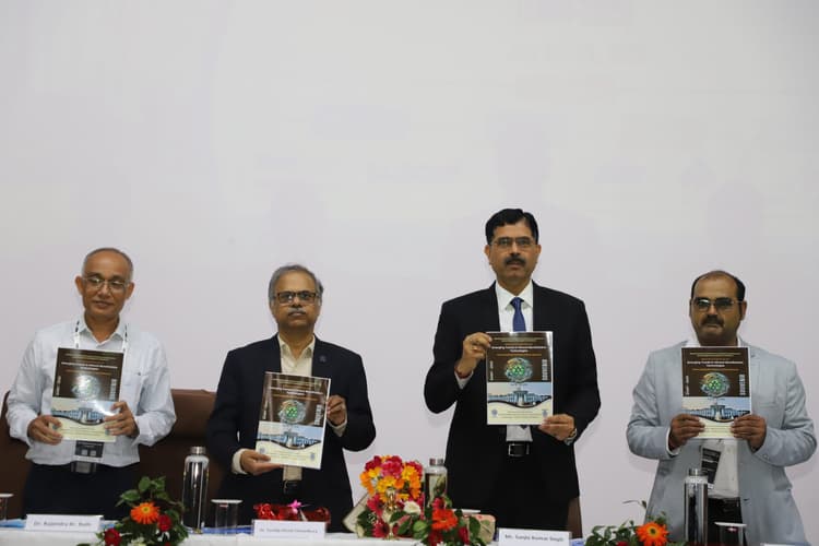 Jamshedpur news. डाउनस्ट्रीम इंटीग्रेशन से उत्पादन बढ़ाकर पर्यावरणीय प्रभाव को कर सकते हैं कम : संजीव