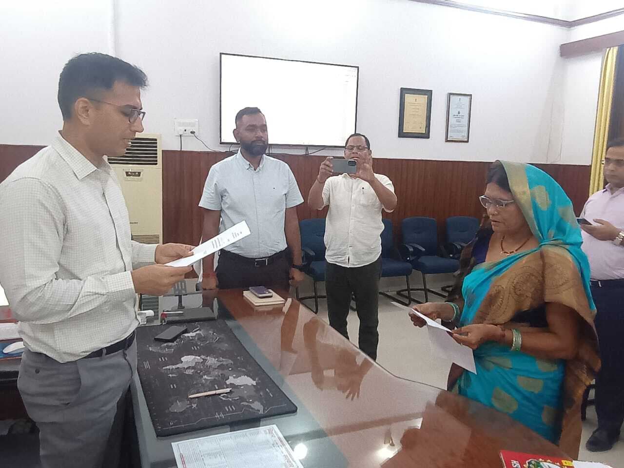 Motihari: नगर निगम के वार्ड 6 की निर्विरोध पार्षद निर्वाचित