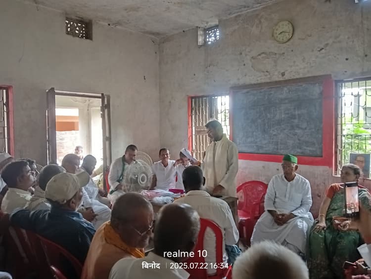 बीएलओ से संपर्क कर सभी मतदाताओं का नाम सूची में जुड़वाएं : राजद