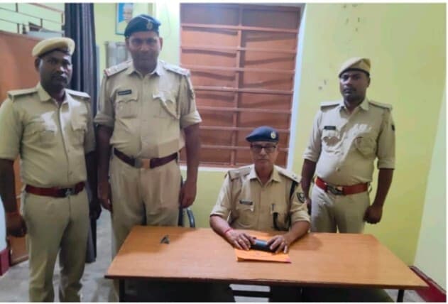 सुपर पेट्रोलियम अभियान के तहत पुलिस पदाधिकारी को किया निर्देशित