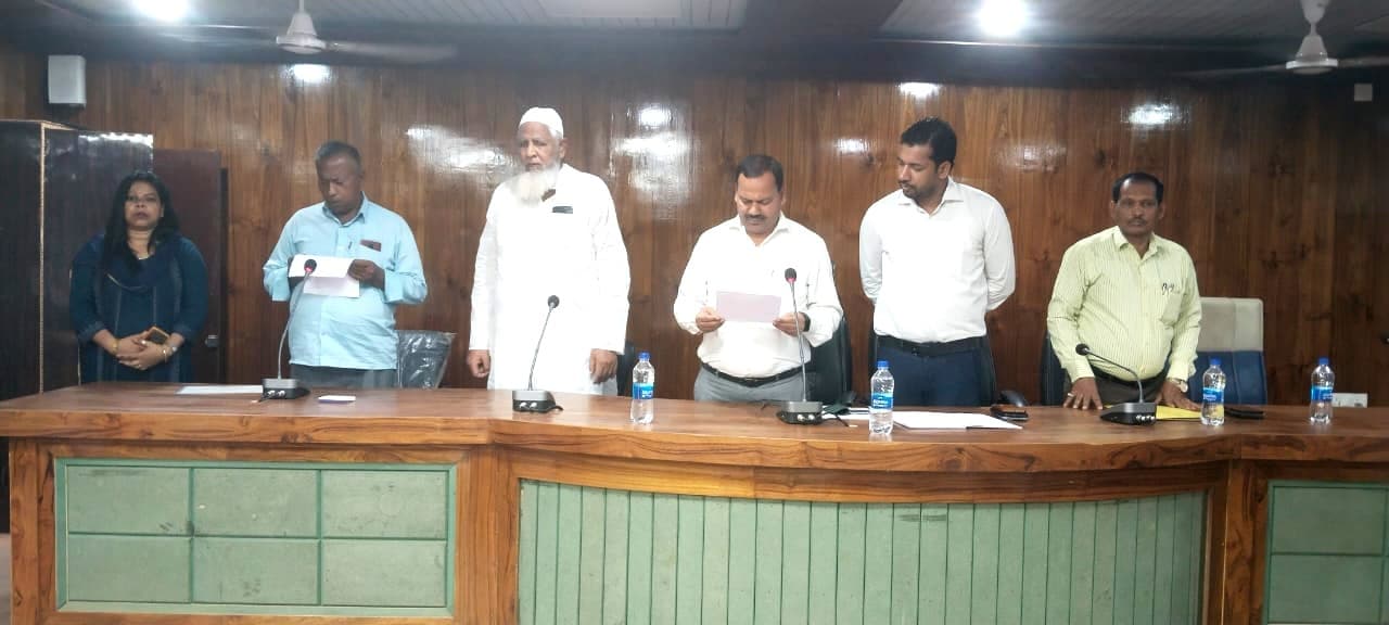 सिमरी बख्तियारपुर में नवनिर्वाचित वार्ड पार्षद राजेंद्र चौधरी ने ली शपथ