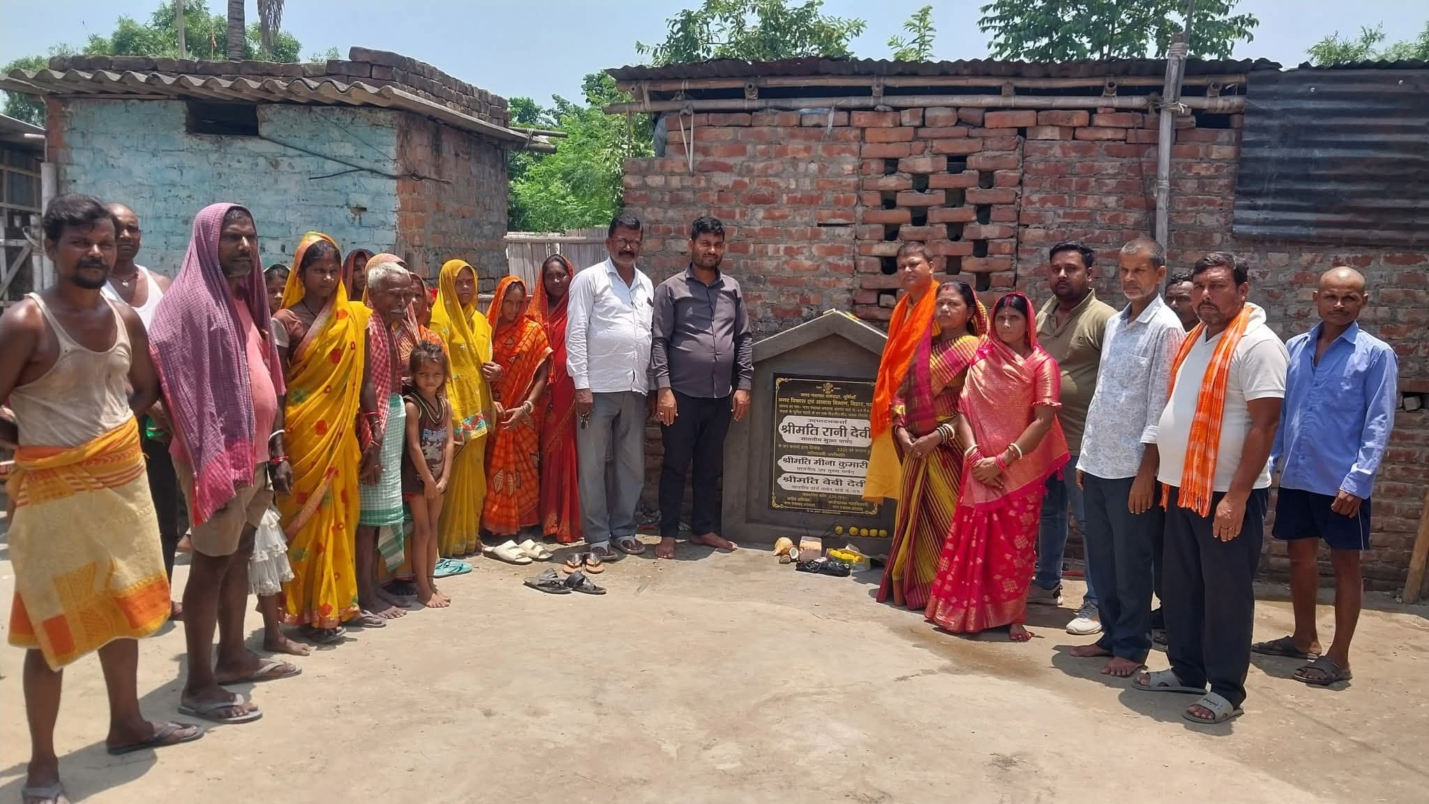 मुख्य पार्षद ने किया सड़क का शिलान्यास