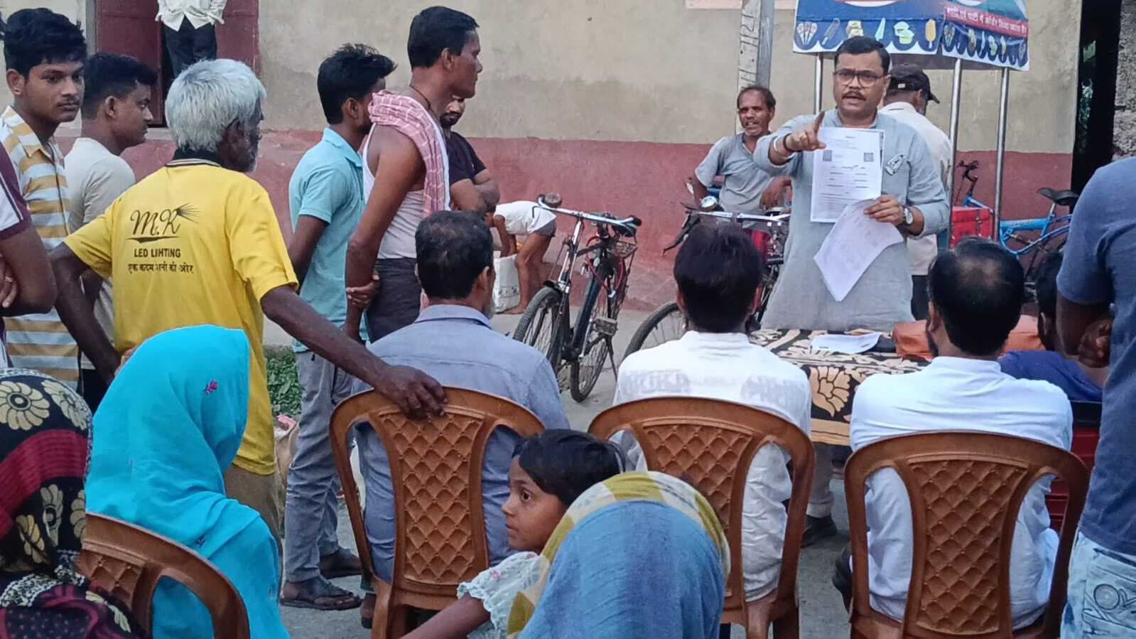 मतदाता पुनरीक्षण को लेकर बीएलओ घर नहीं पहुंचे, कुणाल