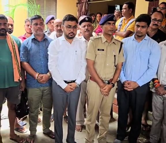 ब्रिटिश सत्ता को चुनौती देने वाले स्वतंत्रता सेनानी रामधारी सिंह का निधन, अंतिम यात्रा में उमड़ा जनसैलाब