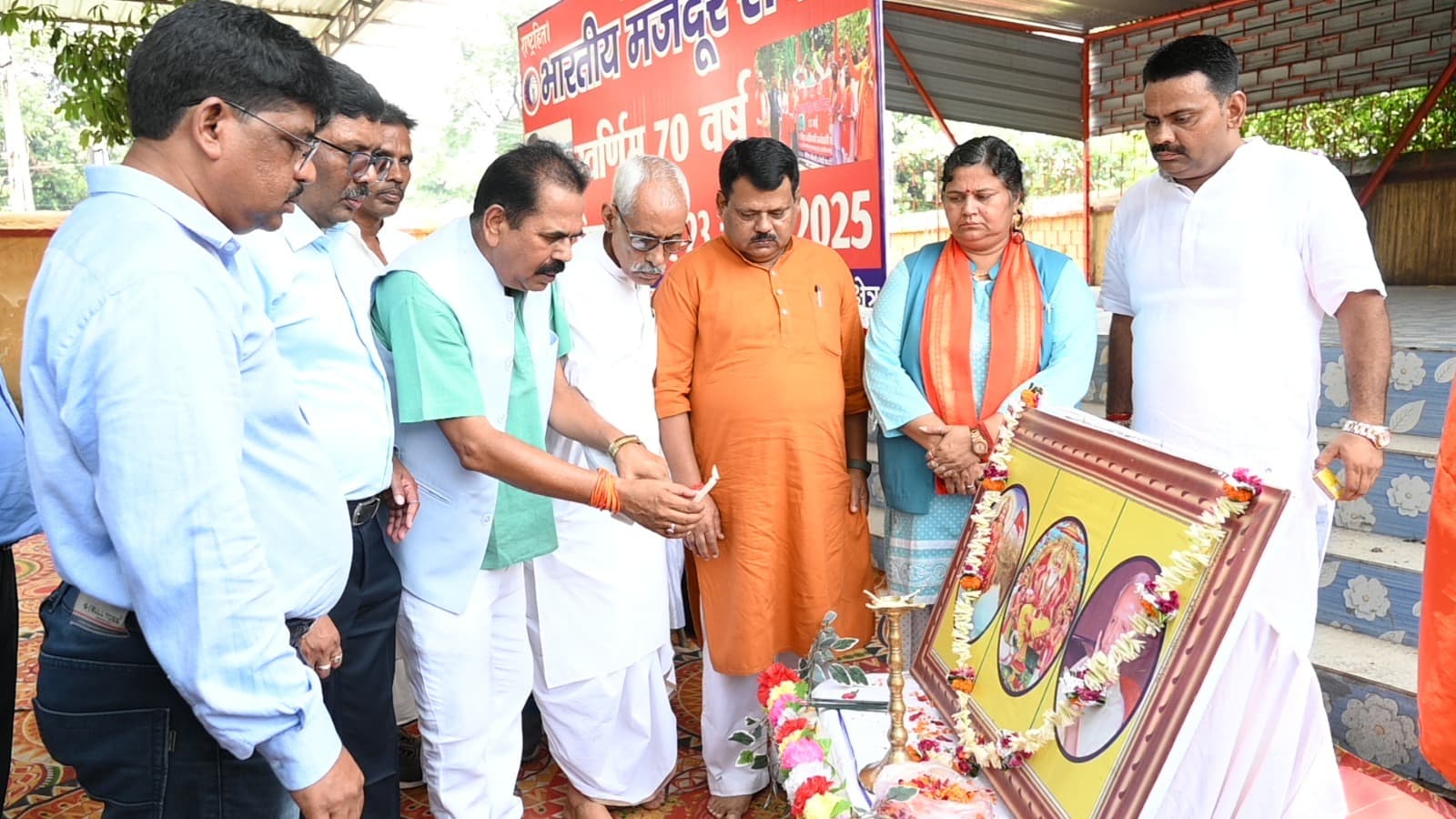 Bokaro News : श्रमिकों के हित में संघर्ष का संकल्प