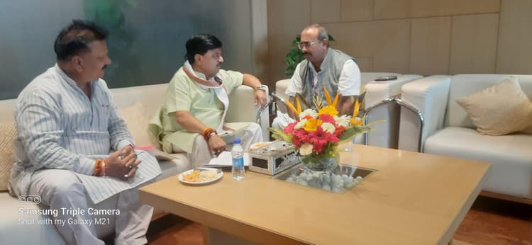 Bokaro News : डीवीसी चेयरमैन से मिले पूर्व सांसद