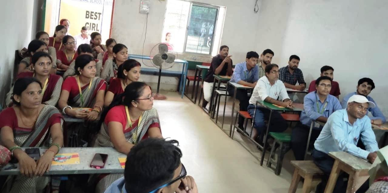 बच्चों को किताबी ज्ञान साथ साथ व्यावहारिक ज्ञान से जोड़ना जरूरी