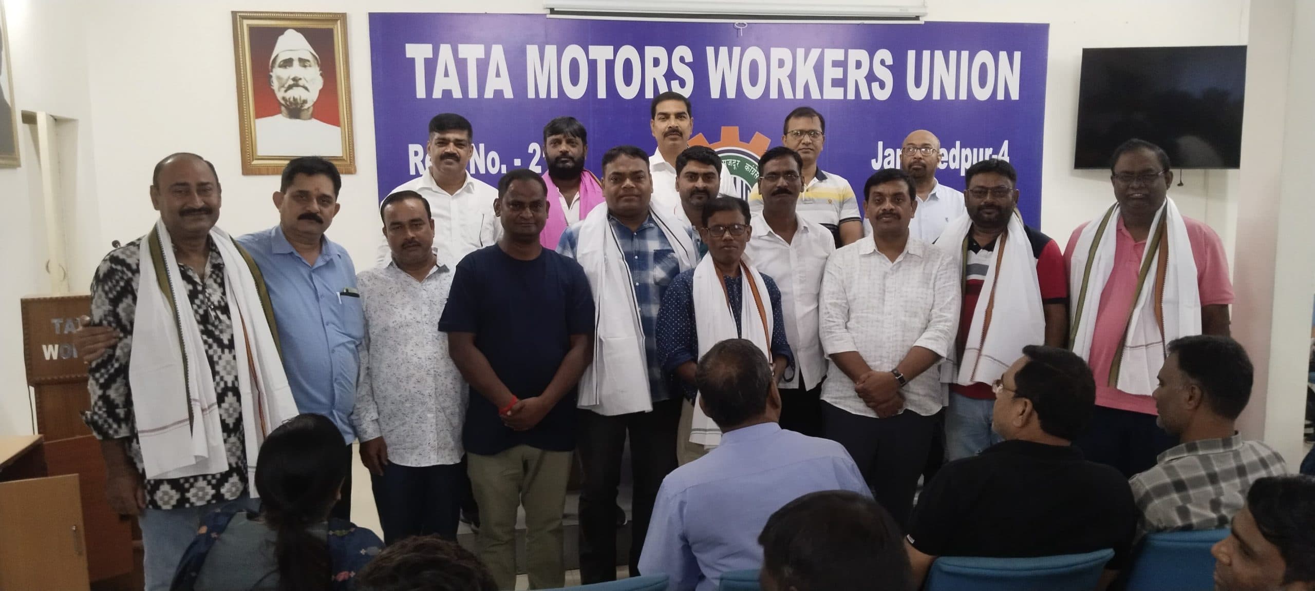Jamshedpur News : टाटा मोटर्स यूनियन में 28 को रूद्राभिषेक, बोनस के लिए यूनियन सौंपेगा मांग पत्र