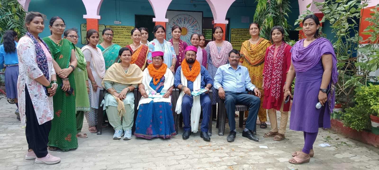 Samastipur : स्थानांतरित शिक्षक को सम्मानपूर्वक विदाई