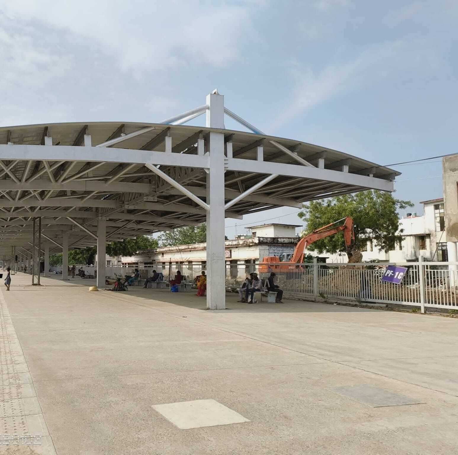 स्ट्रीट लाइटों की रोशनी से जगमग होंगे गया जंक्शन के सभी प्लेटफॉर्म