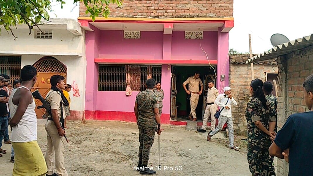 दहेज को ले विवाहिता की पीट-पीट कर हत्या