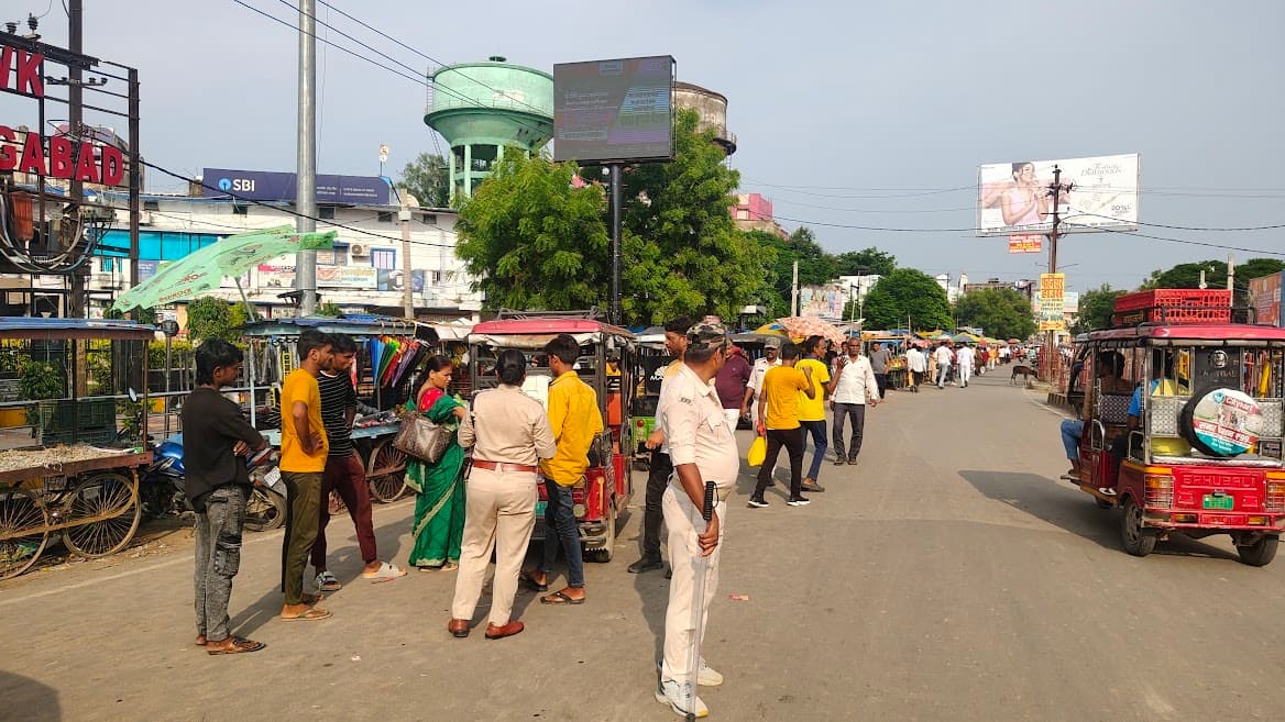 रमेश चौक पर चला वाहन जांच अभियान, दो लाख  के कटे चालानरी