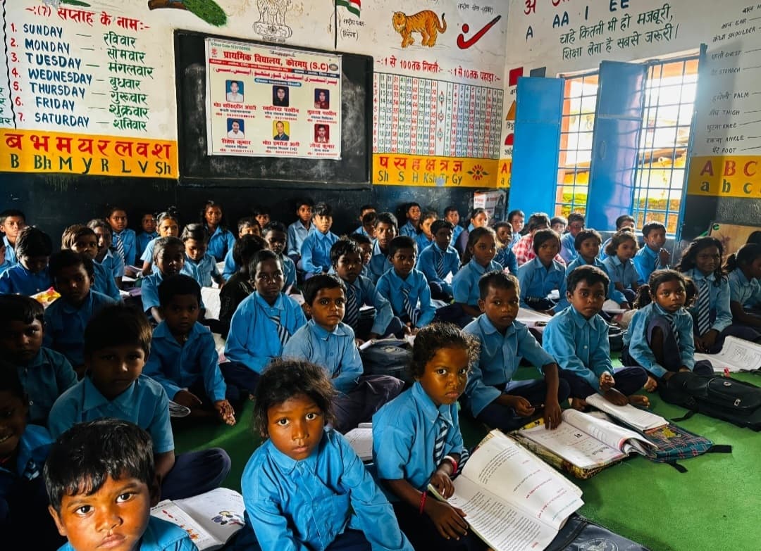 एक कमरे में चल रहा प्रावि कोरमथु एससी