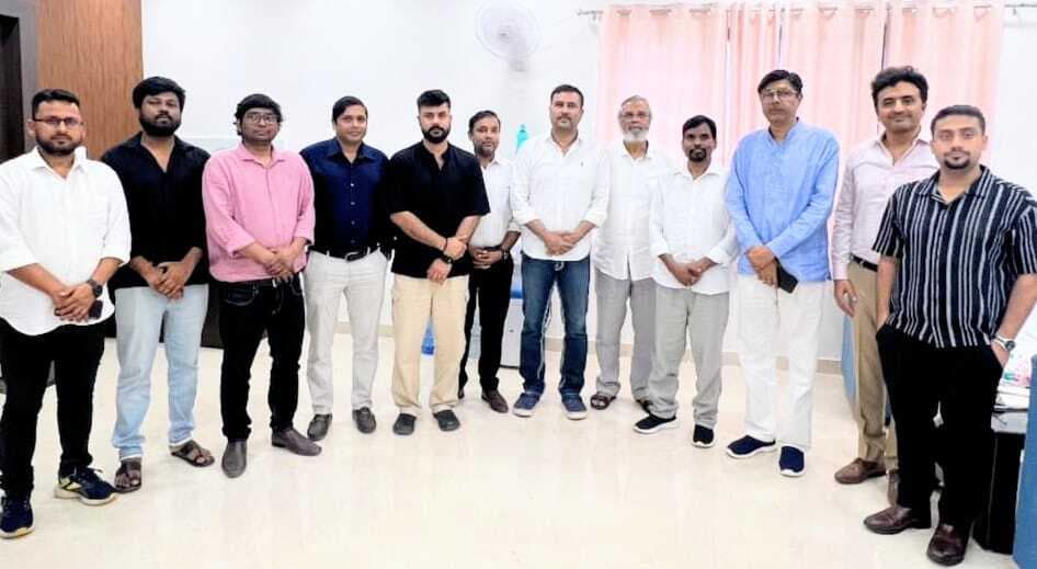 Political news : स्वास्थ्य सेवा बेहतर करने के लिए आगे आयें चिकित्सक : सुदेश