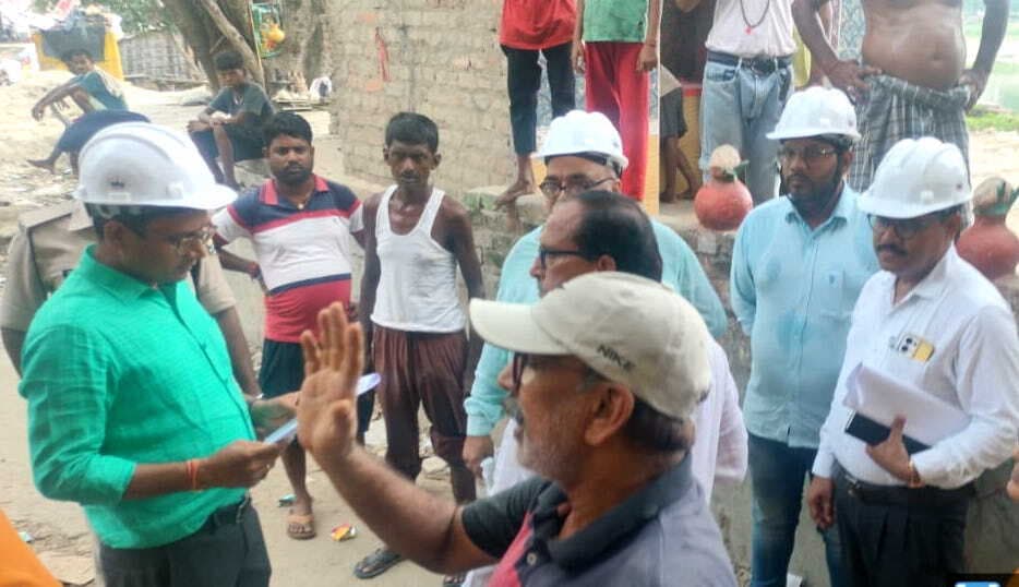 अखाड़ाघाट पुल के मरम्मत कार्य में अनियमितता की शिकायत, डीएम के आदेश पर जांच शुरू