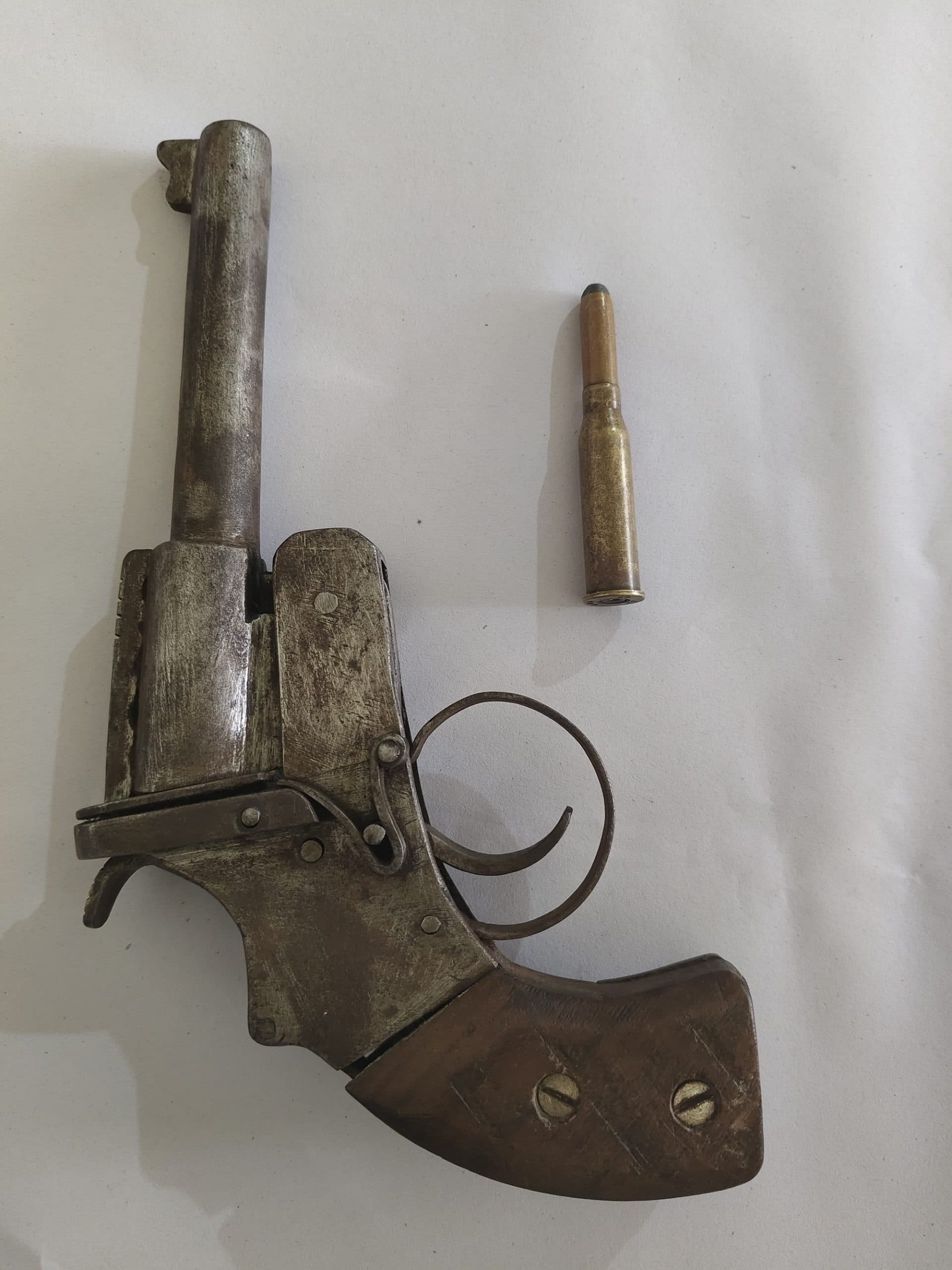 Bokaro News : कट्टा के साथ पकड़ाये दो नाबालिग, भेजे गये बाल सुधार गृह