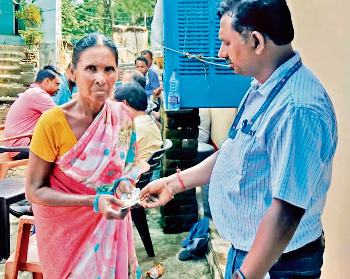 Chaibasa News : मालगाड़ी में गार्ड की तबीयत बिगड़ी अस्पताल के रास्ते में गयी जान