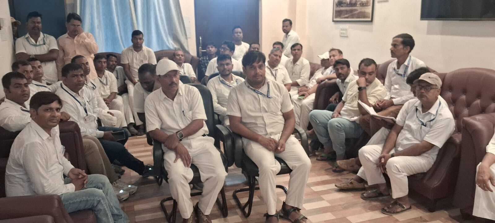 यात्री ट्रेन व गुड्स ट्रेन की देखरेख के लिए रेल कर्मियाें को प्रशिक्षण