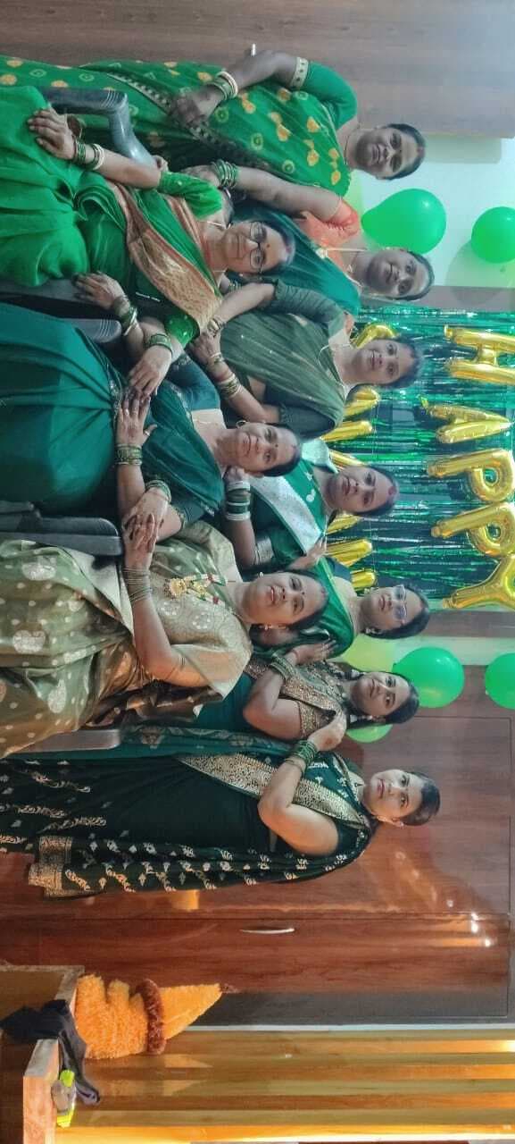 Dhanbad News: महिलाओं ने सावन की गीतों पर बांधा समां