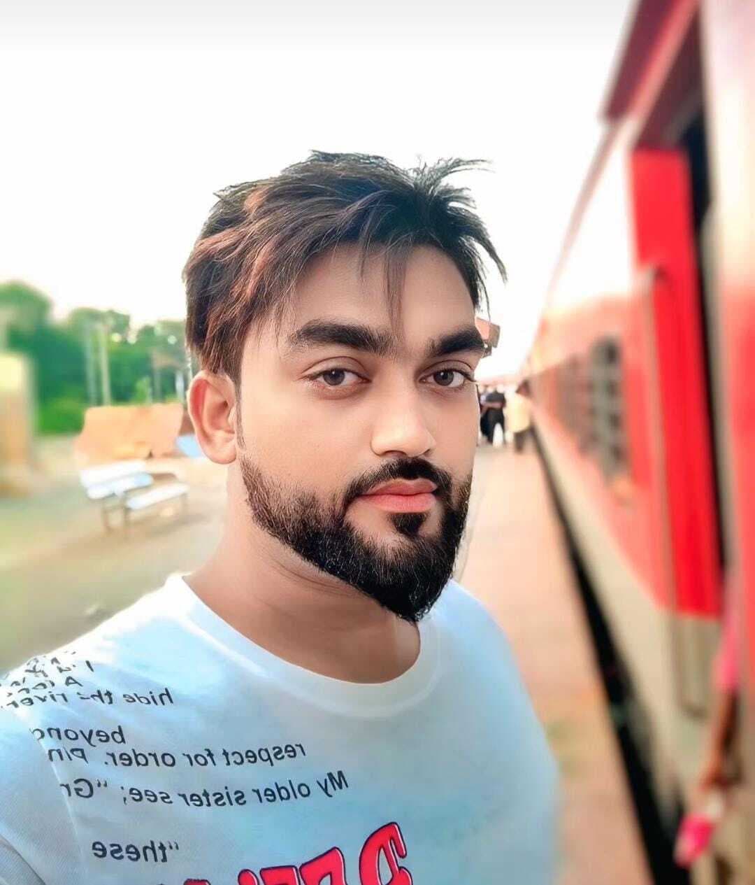 अमड़ापाड़ा में करंट लगने से टीपर असिस्टेंट की मौत