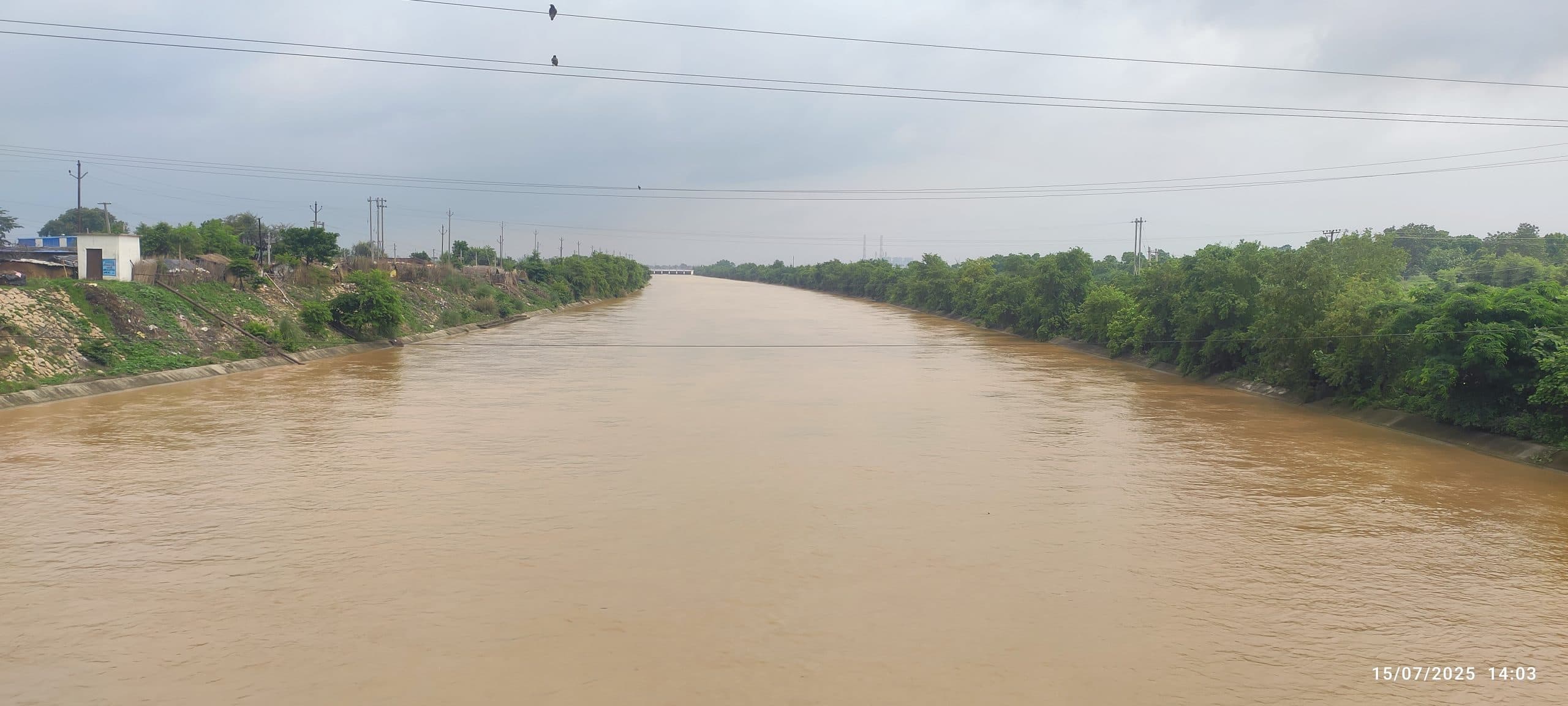 इंद्रपुरी बराज पर 72219 क्यूसेक पानी उपलब्ध, सोन नहर प्रणाली में छोड़ा जा रहा पानी