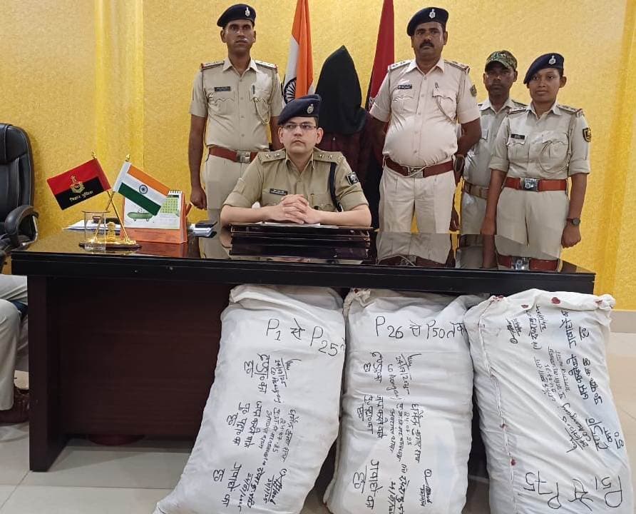 क्रेटा वाहन से 18 लाख का गांजा बरामद, चालक गिरफ्तार