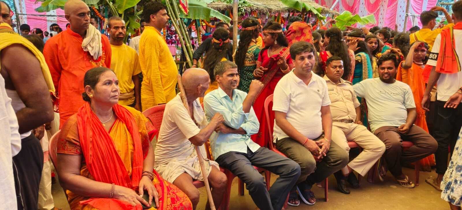 महेशपुर सीज में महाविष्णु महायज्ञ भक्ति माहौल में शुरू