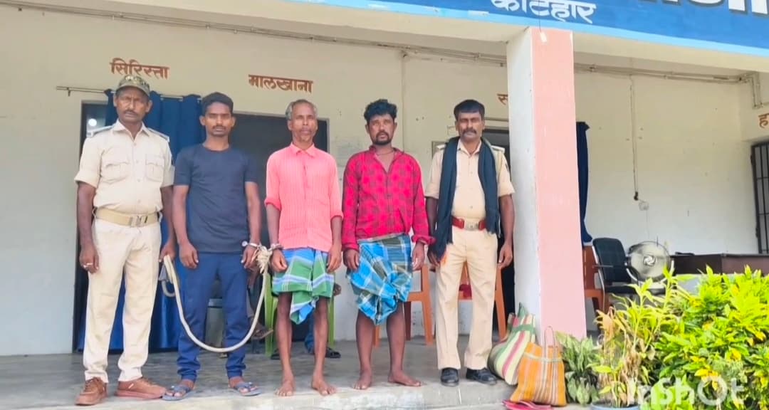 नशे में हंगामा करने के आरोप में तीन को किया गिरफ्तार