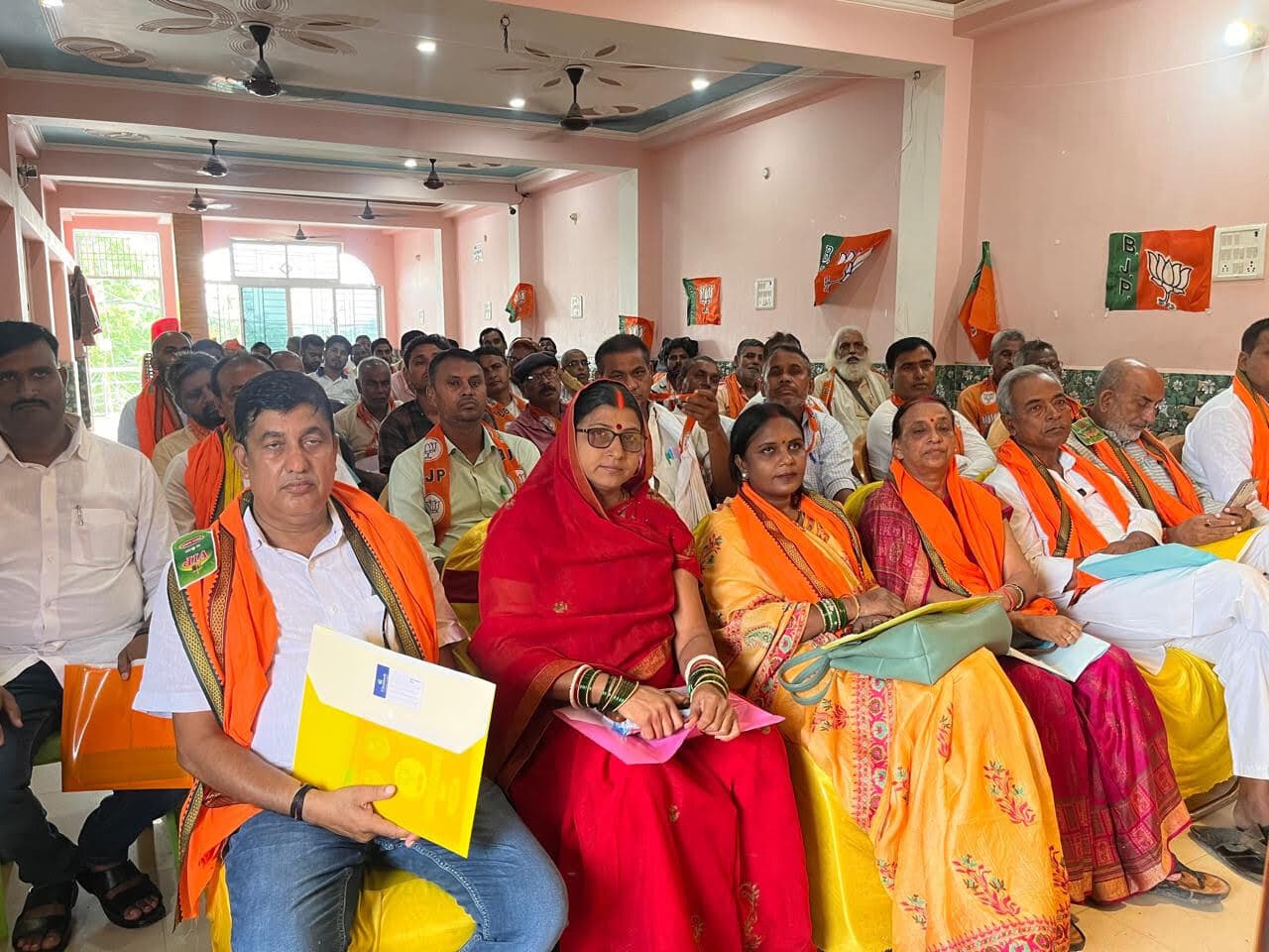 बगैर बूथ स्तर पर पहुंचे, भाजपा की जीत संभव नहीं : प्रभारी