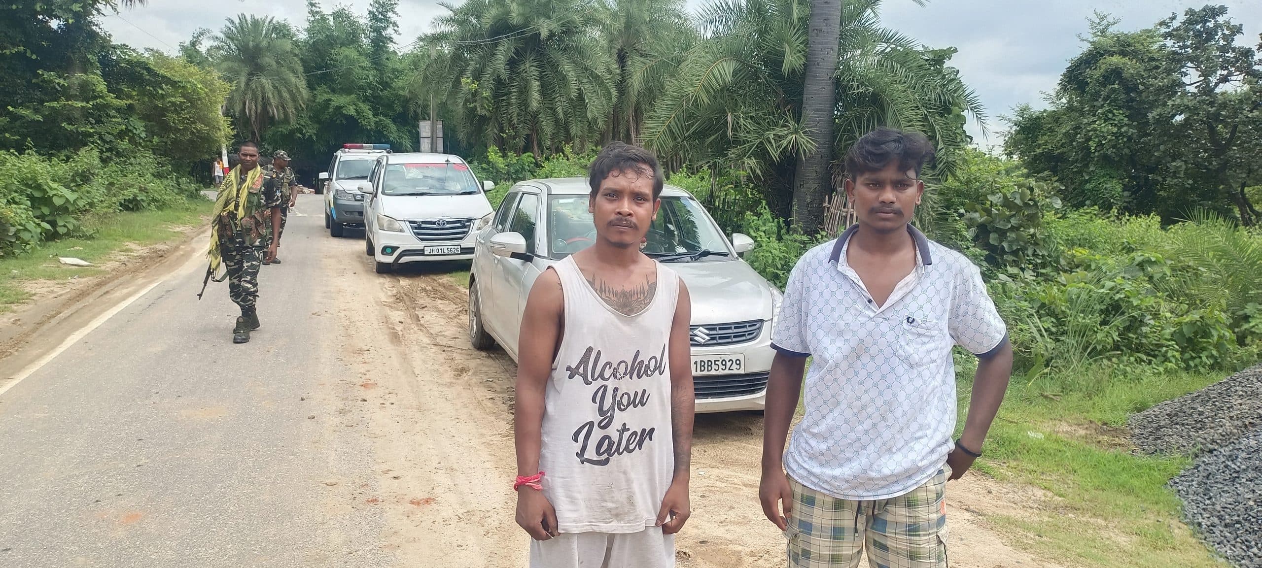 Deoghar news :  रांची के दो युवकों के साथ मारपीट कर आइफोन व नकद 10,000 रुपये छीने