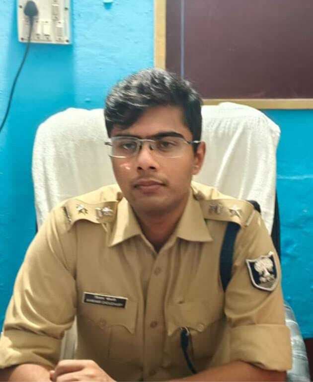 एसपी ने प्राणपुर व रौशना थाना का किया निरीक्षण