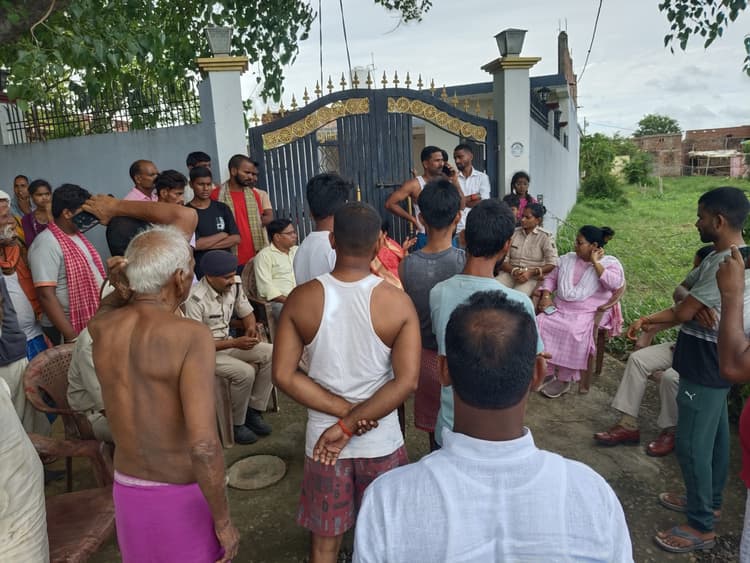 kaimur News : भदवलिया में स्नान करने गया 10 वर्षीय छात्र नदी में डूबा, तलाश जारी